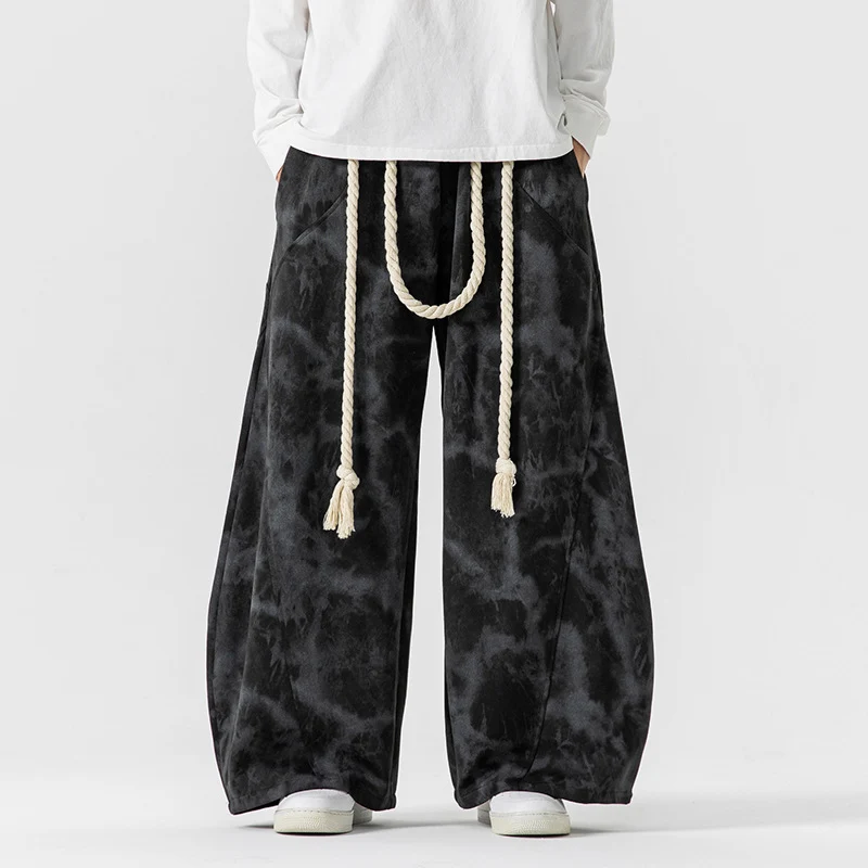 Herren Extraweite Batik-Loungehose im Baggy-Cut mit dekorativem Kordelzug Nord Taschen