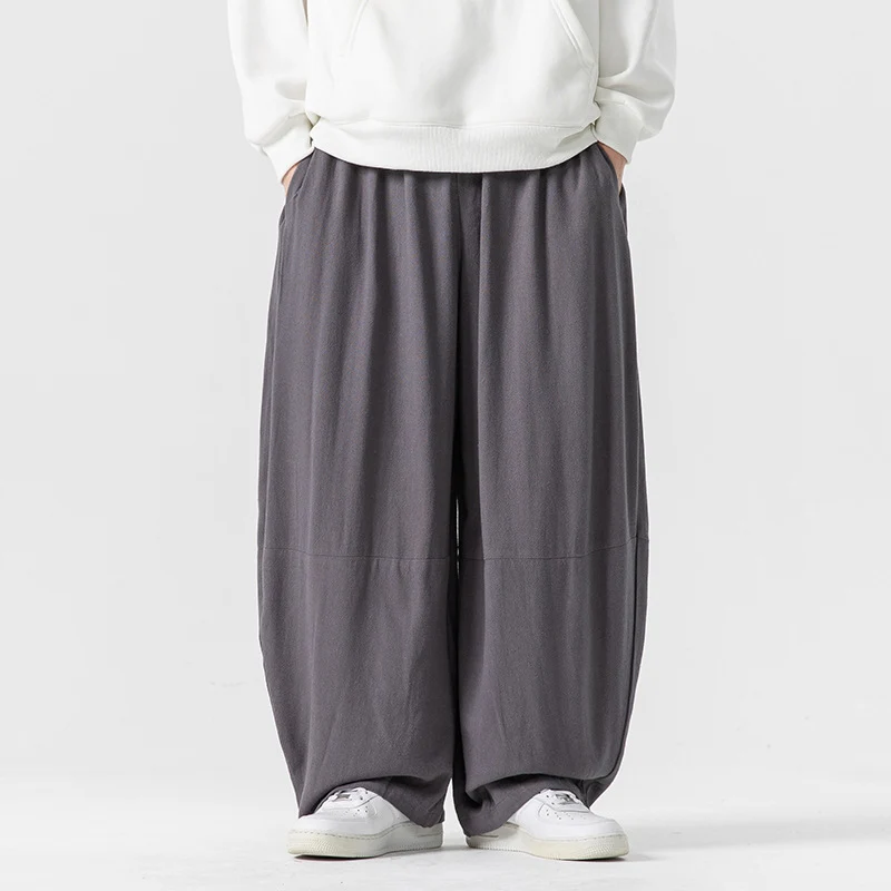Herren Extraweit geschnittene Ballon-Loungehose mit elastischem Bund, tiefem Schritt und soften Baumwollmix Nord Taschen