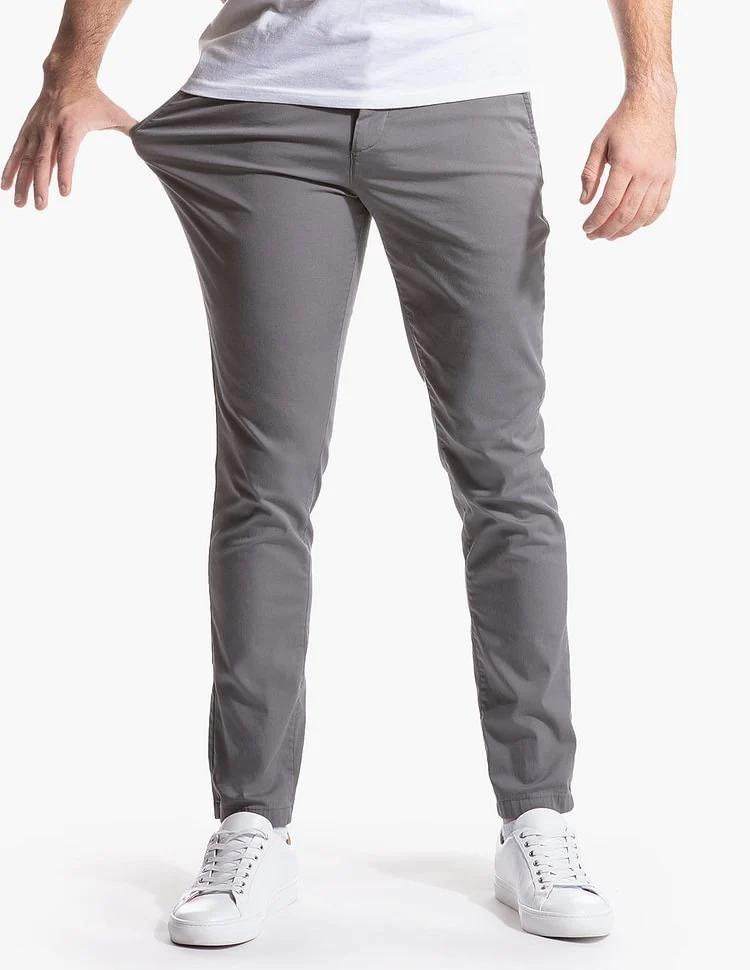 Herren Enganliegende Stretch-Chinohose mit tapered Bein und elastischem Saum Nord Taschen