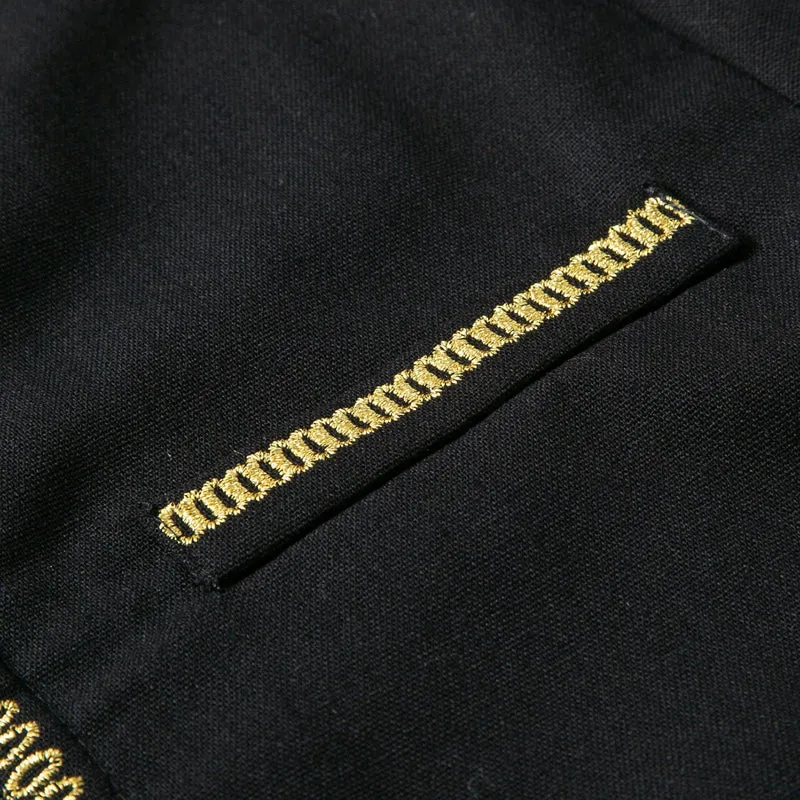 Herren Elegante Langtunika mit Rundhalsausschnitt, Frontreißverschluss und goldener Zierstickerei Nord Taschen