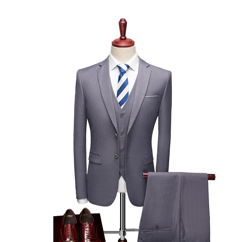 Herren Dreiteiliger Business-Anzug mit tailliertem Schnitt, Weste und klassischem Revers Nord Taschen
