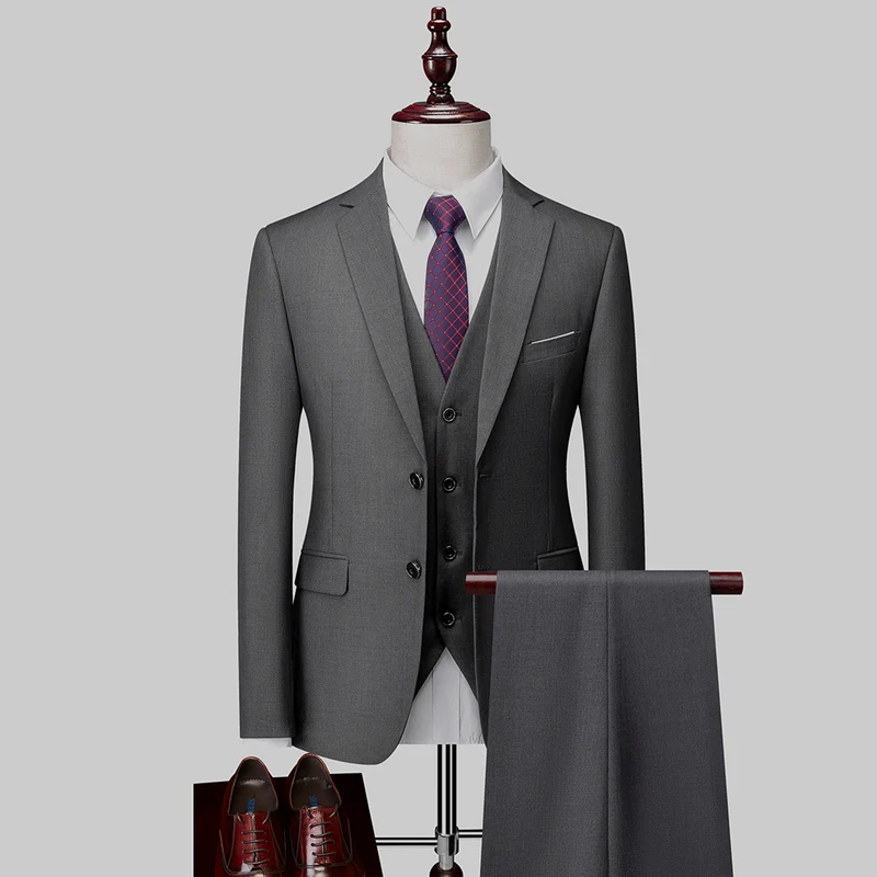 Herren Dreiteiliger Business-Anzug mit tailliertem Schnitt, Weste und klassischem Revers Nord Taschen