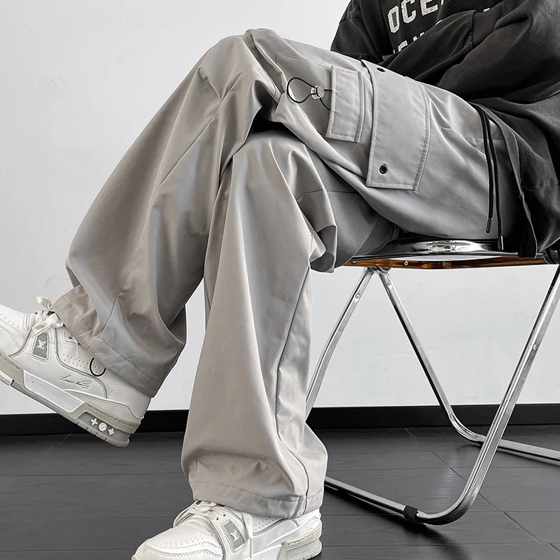 Herren Cargo-Freizeithose mit weitem Bein, Multitaschen und Tunnelzug Nord Taschen