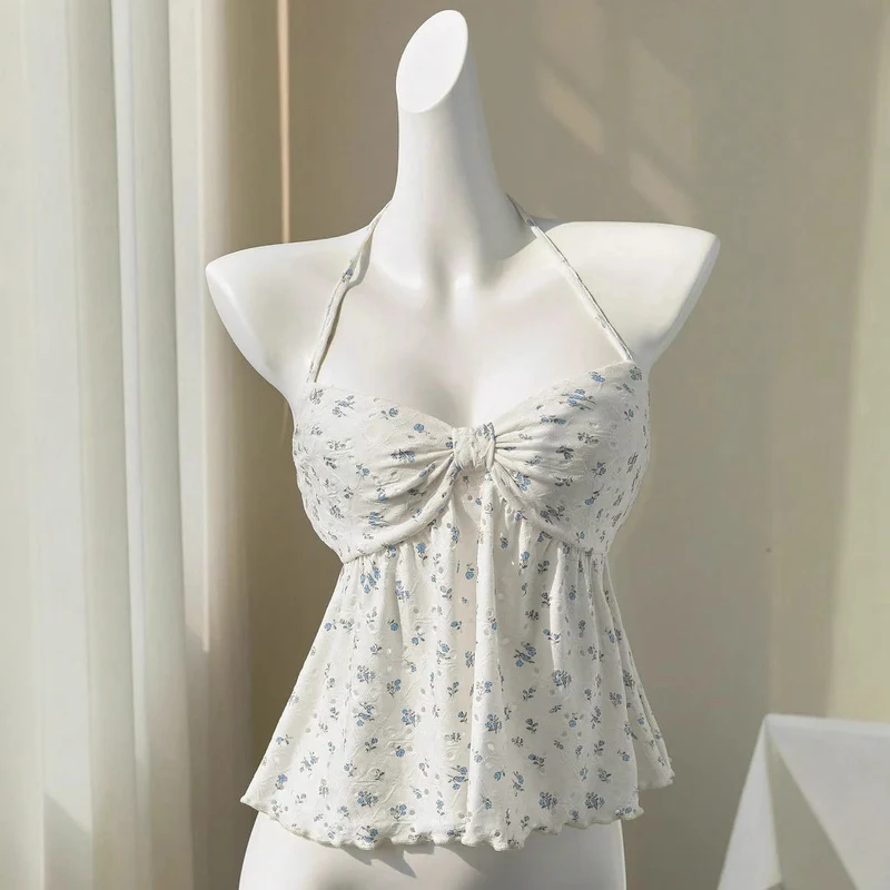 Damen romantisches Strandtop mit floralem Design und verspieltem Knoten