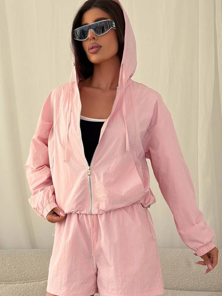 Damen lässiges Windbreaker-Set mit kurzen Hosen und Kapuze Nord Taschen