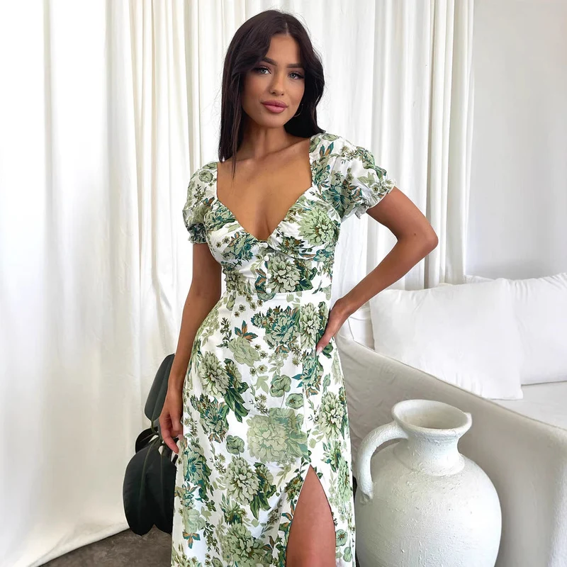 Damen Sommerliches Maxi-Kleid mit floralem Muster und elegantem Schlitz Nord Taschen