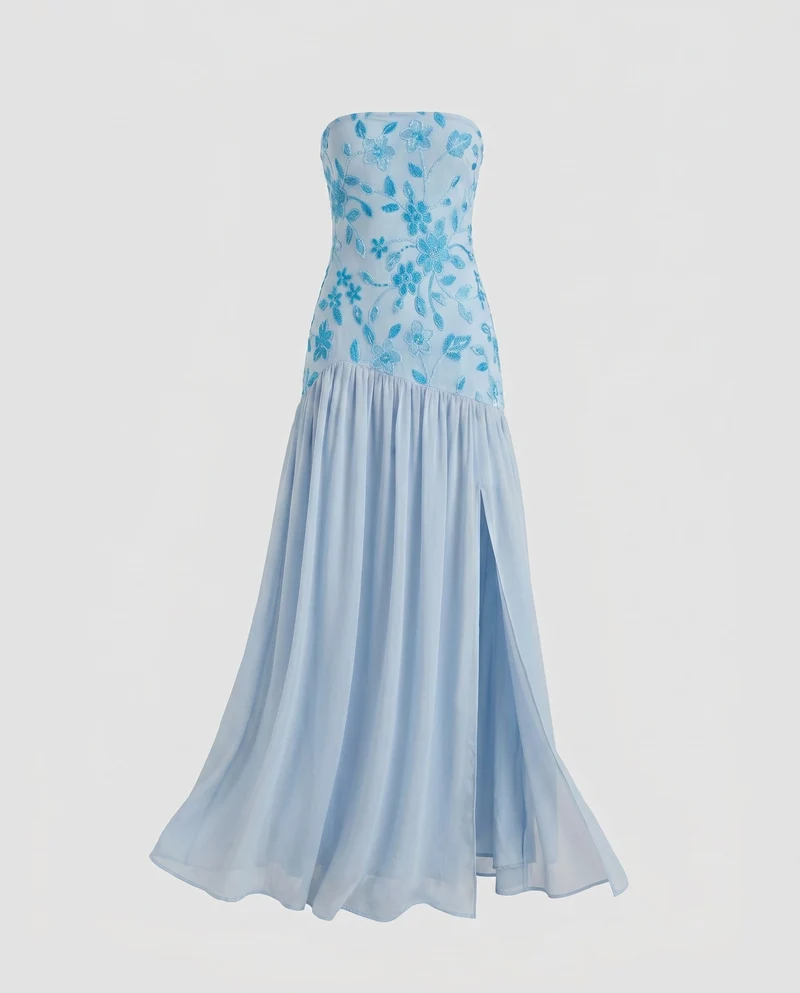 Damen Maxikleid mit schulterfreier Silhouette und floralem Stickdesign