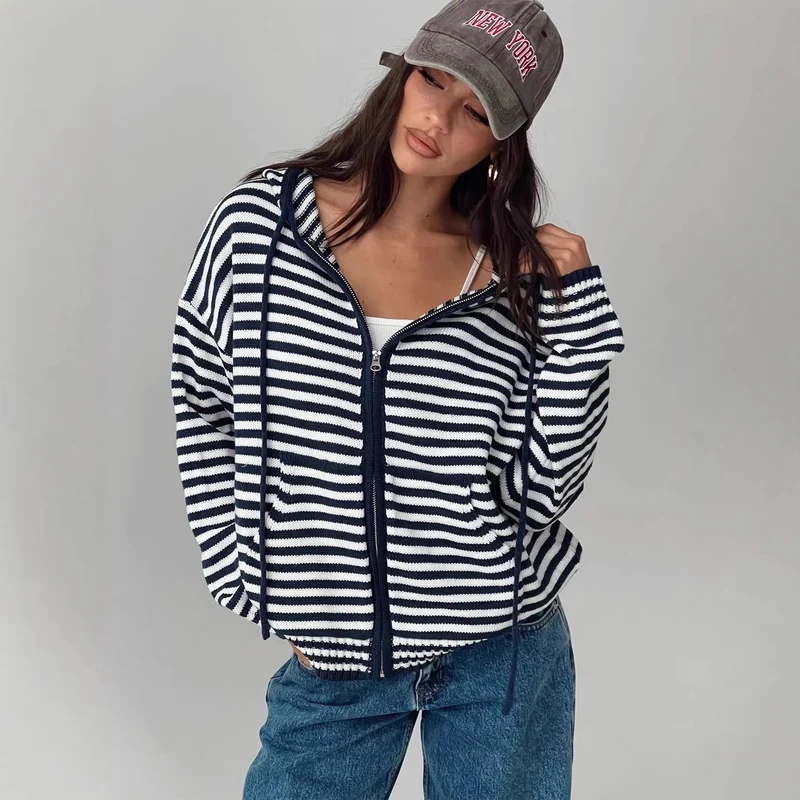 Damen Cardigan im gestreiften Design mit hochwertigem Reißverschluss und lässigem Schnitt Nord Taschen
