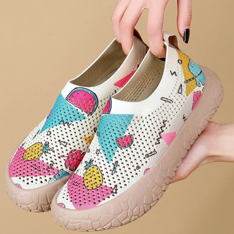 Damen Slip-On Freizeit-Schuhe mit Blumenmuster und rutschfester Sohle