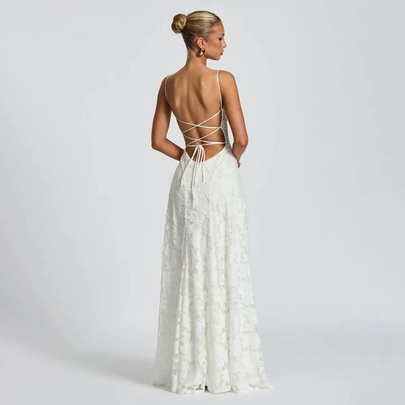 Damen Elegantes und figurumspielendes Abendkleid mit floralen Applikationen