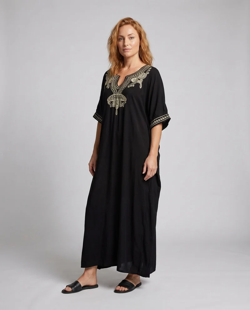 Damen Kaftan mit aufwendiger Bestickung