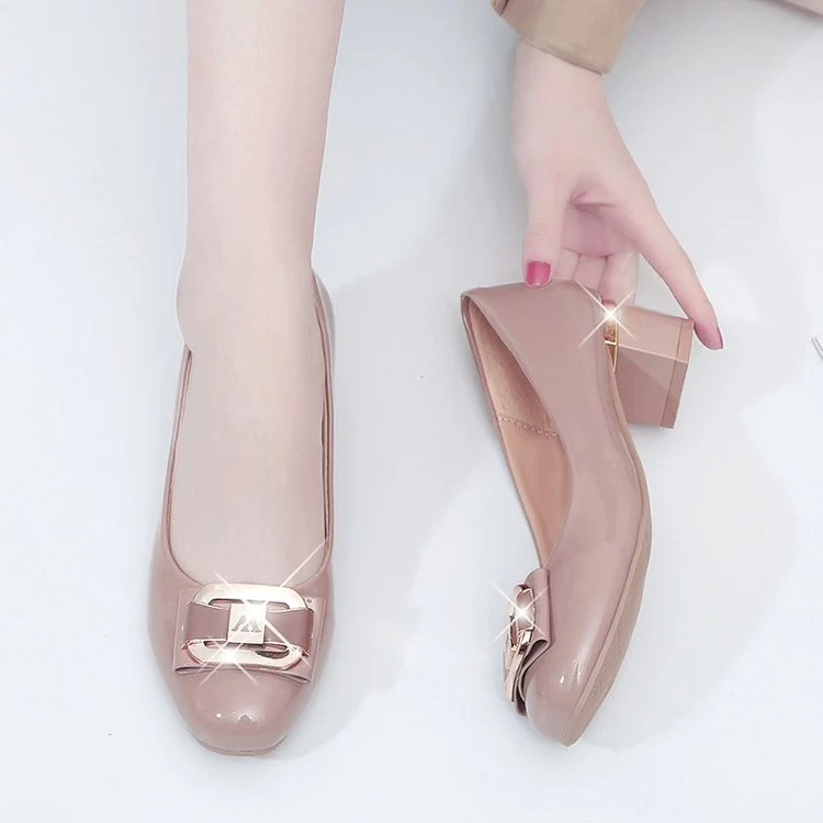Damen elegante Pumps mit modischer Schnallenverzierung Nord Taschen