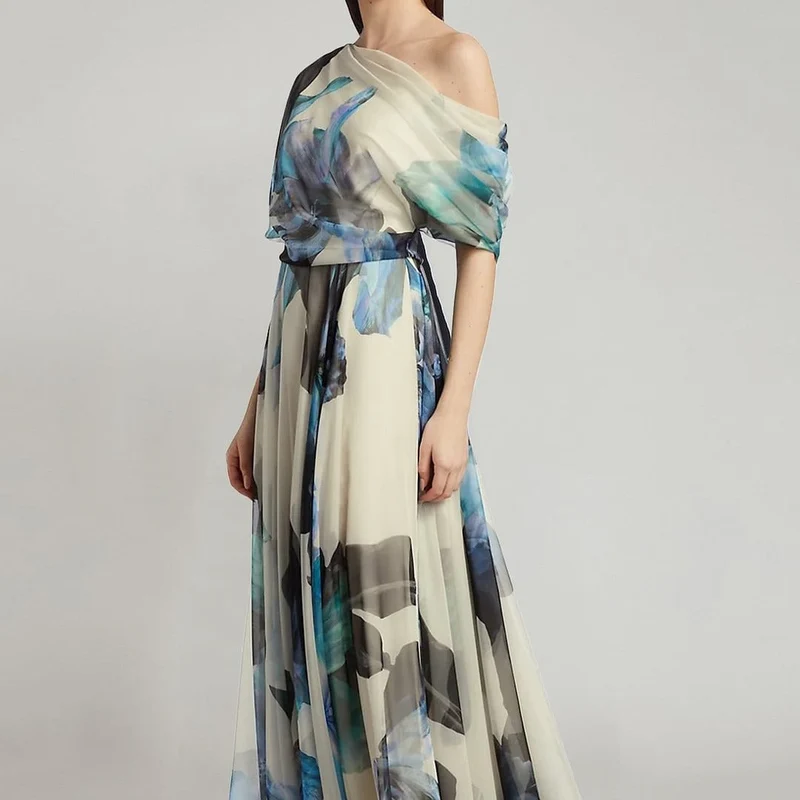Damen elegantes Chiffon-Kleid mit schulterfreiem Design und floralem Muster