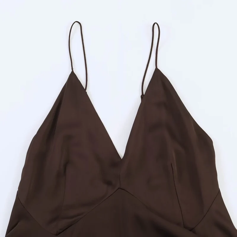 Damen Maxikleid mit elegantem asymmetrischen Saum und feinem V-Ausschnitt Nord Taschen