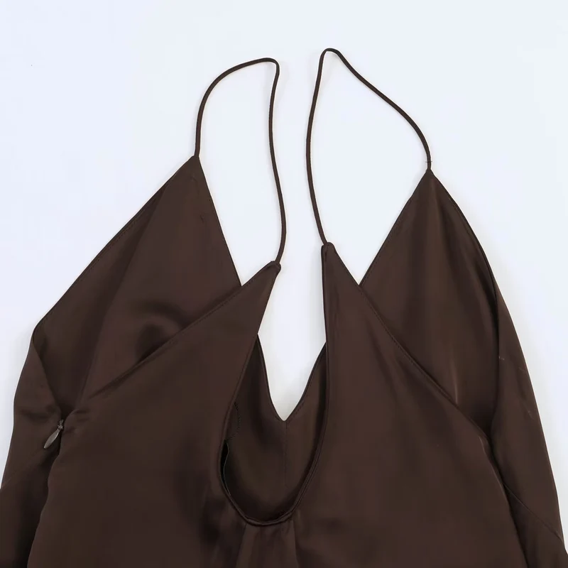 Damen Maxikleid mit elegantem asymmetrischen Saum und feinem V-Ausschnitt Nord Taschen