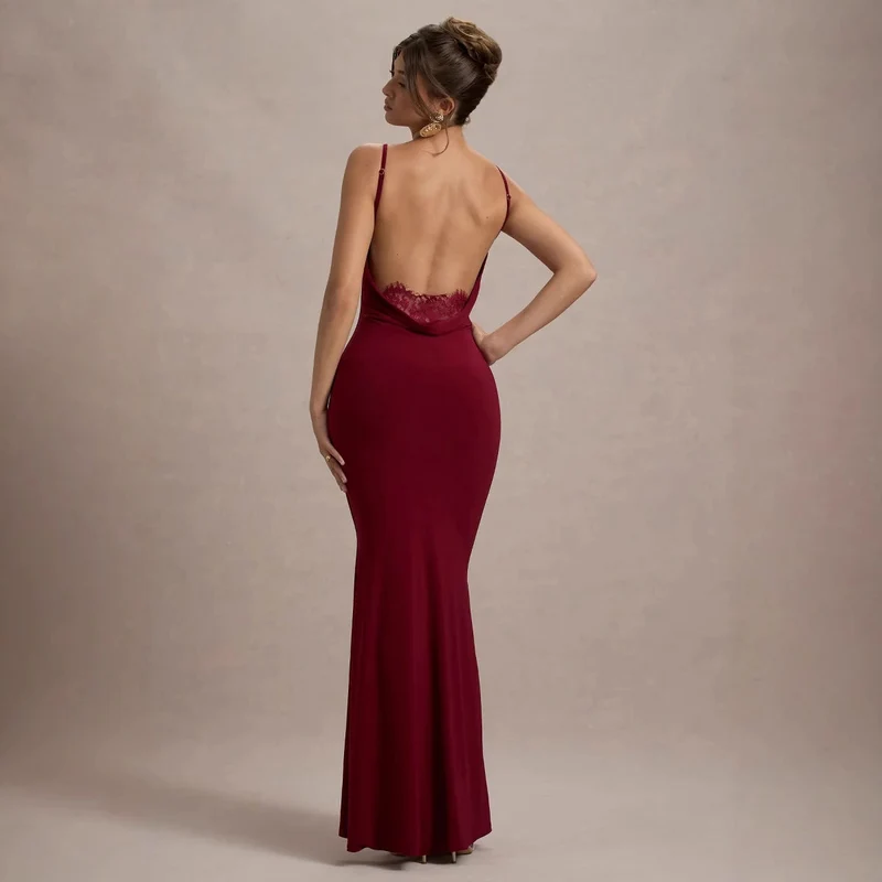 Damen Elegantes Maxikleid mit ansprechendem Spitzenrücken und taillierter Silhouette Nord Taschen
