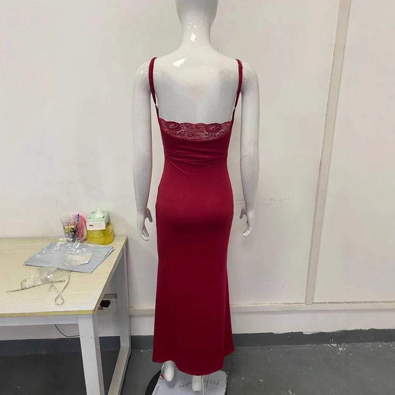 Damen Elegantes Maxikleid mit ansprechendem Spitzenrücken und taillierter Silhouette Nord Taschen
