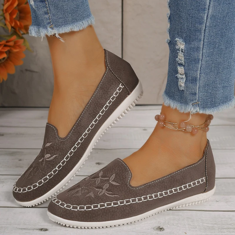 Damen Mokassins mit floralem Stickdesign und rutschfester Sohle Nord Taschen