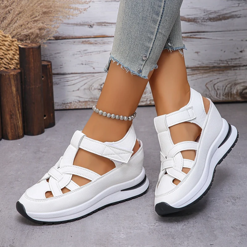 Damen Plateau-Sandalen mit verstellbarem Riemendesign und ergonomischer Dämpfung