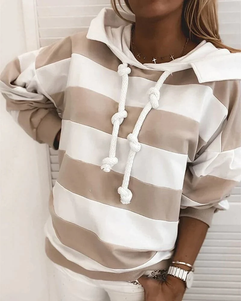 Hoodie Strickdetails Lockere Passform Weiche Materialien