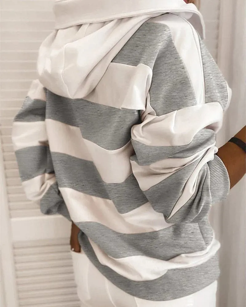Hoodie Strickdetails Lockere Passform Weiche Materialien