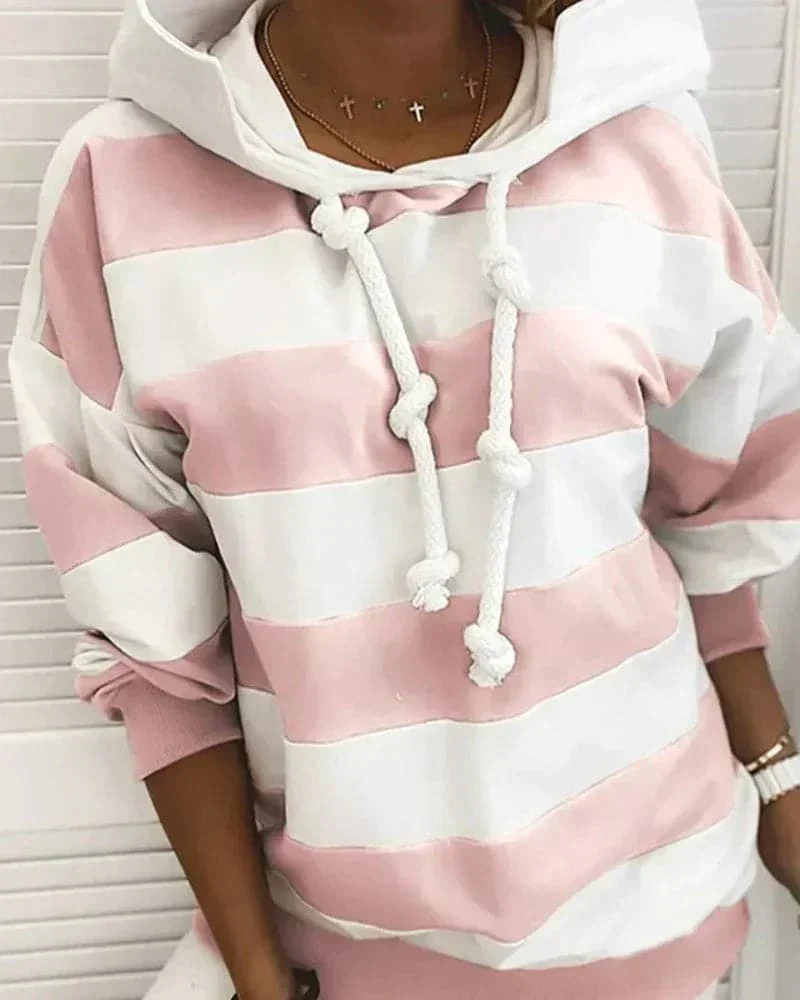 Hoodie Strickdetails Lockere Passform Weiche Materialien