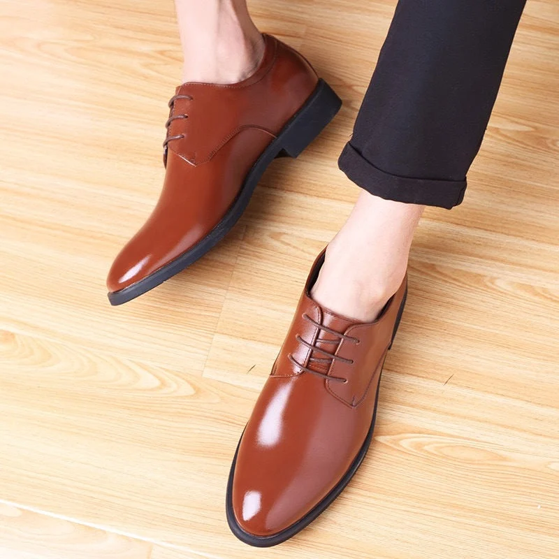 Herren Elegante Business Schnürschuhe mit hochglänzender Oberfläche und bequemer Innensohle