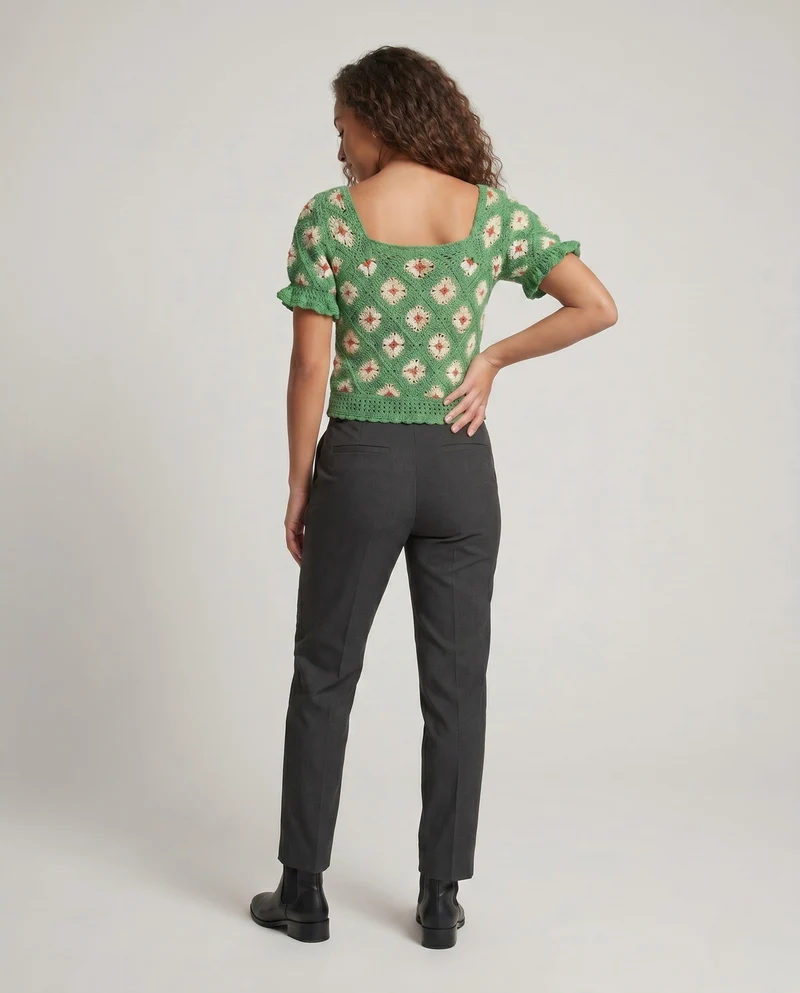 Damen Häkelbluse mit Knopfleiste und floralen Mustern