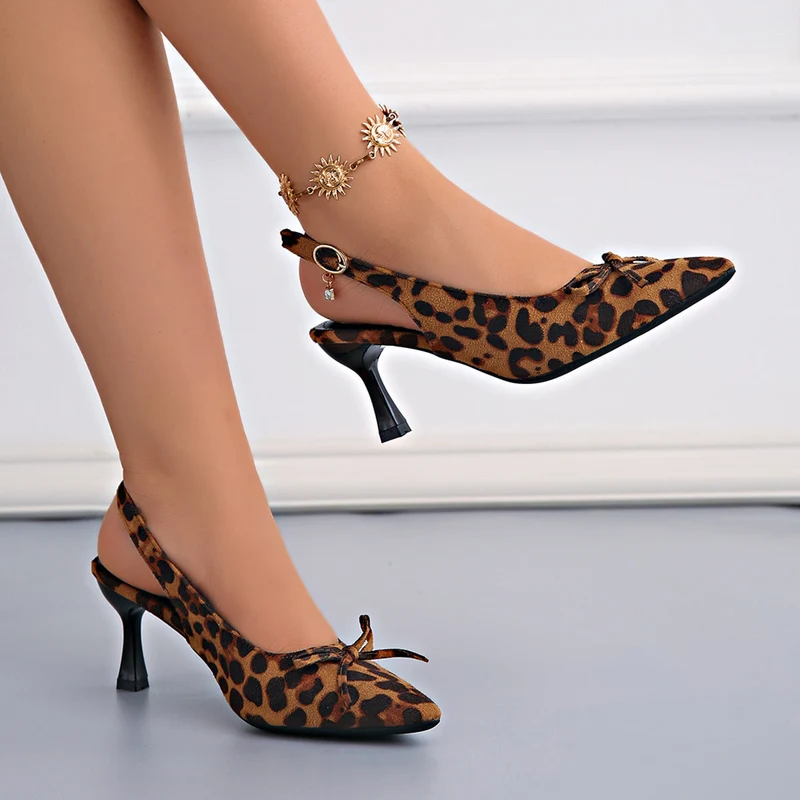 Damen Slingback Pumps mit versatilem Leopardenprint Nord Taschen