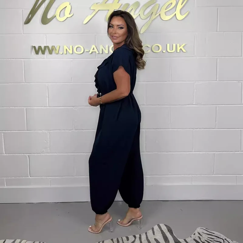 Damen Jumpsuit mit Rüschendetails und Bindegürtel