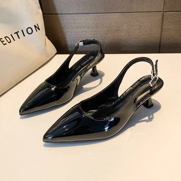 Damen Slingback-Pumps mit spitzer Kappe und glänzender Oberfläche Nord Taschen