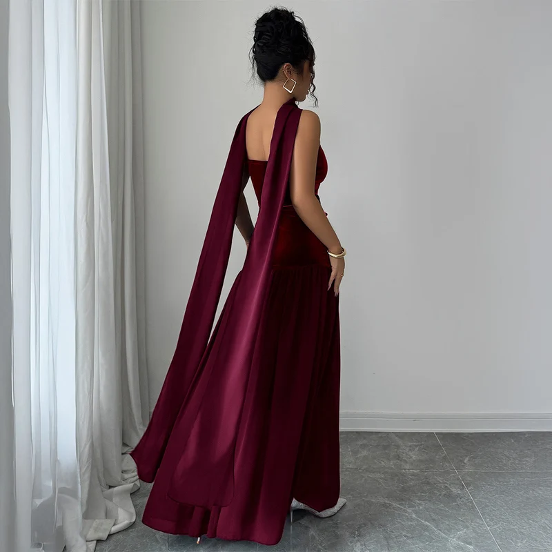 Damen Elegantes Abendkleid mit schulterfreiem Design und fließendem Rock Nord Taschen