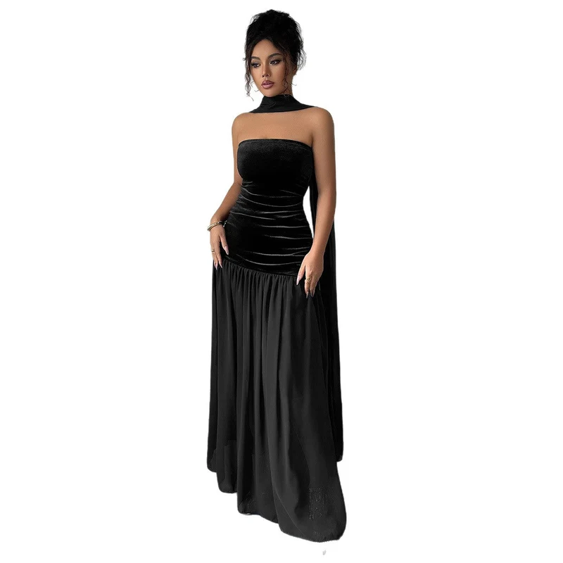 Damen Elegantes Abendkleid mit schulterfreiem Design und fließendem Rock Nord Taschen