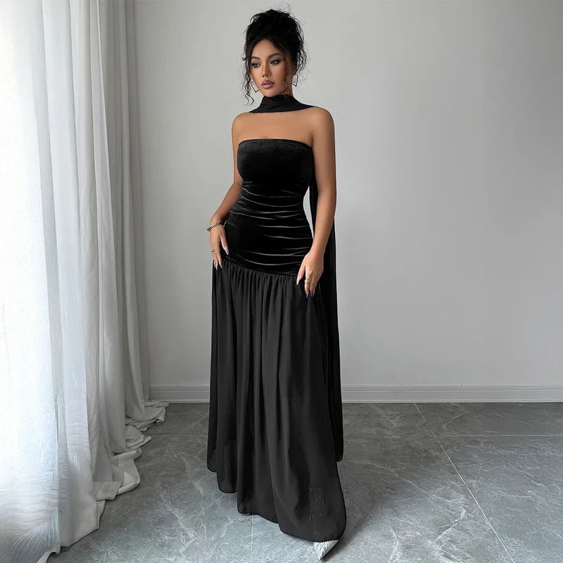Damen Elegantes Abendkleid mit schulterfreiem Design und fließendem Rock Nord Taschen