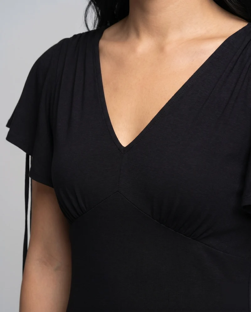 Damen Maxikleid mit voluminösen Rüschendetails und elegantem V-Ausschnitt