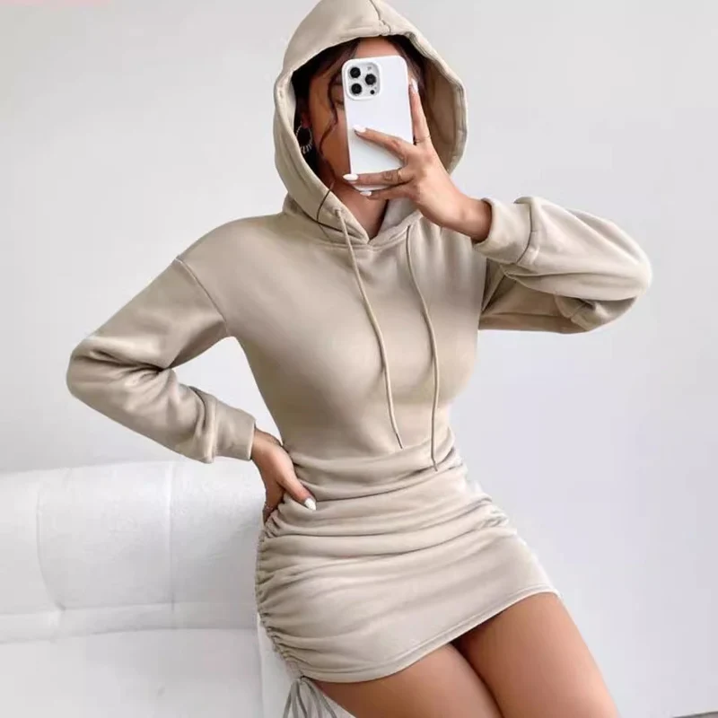 Damen Kapuzenkleid mit gerafftem Saum und bequemem Schnitt