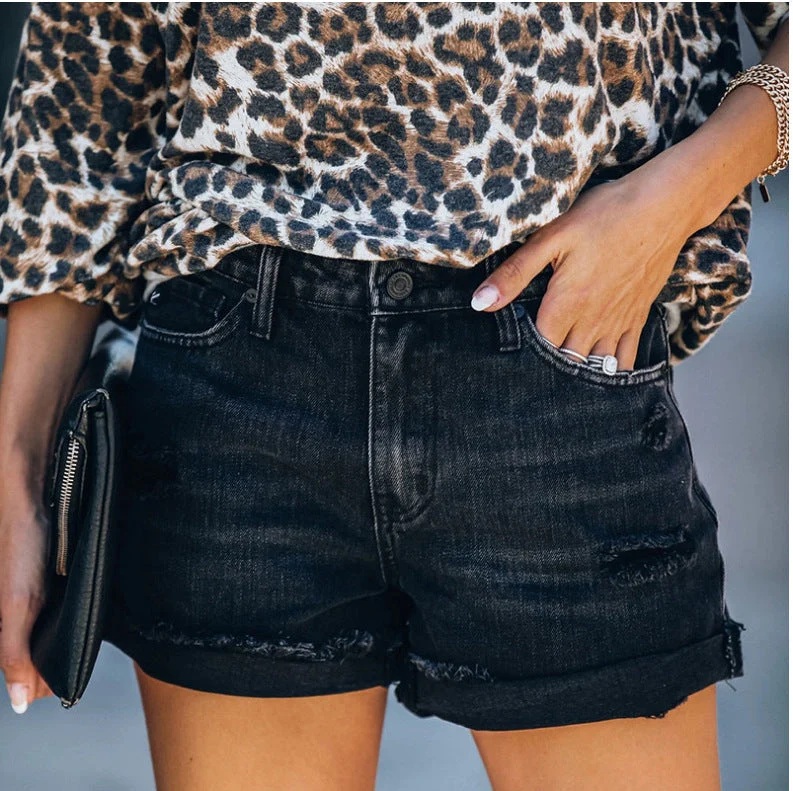 Damen Jeans-Shorts im lässigen Vintage-Style mit fransigen Details