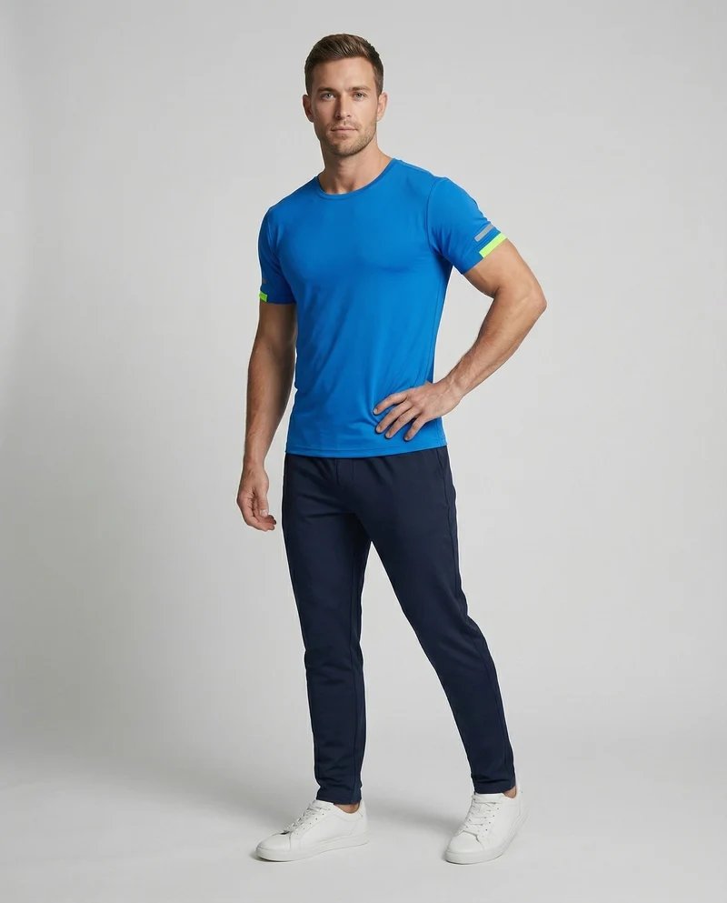 Herren nan athletisches Sportshirt aus strukturierter Mikrofaser mit Rundhalsausschnitt und figurnaher Passform