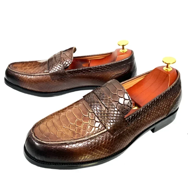 Nord Taschen | Luxus Schwarze Lederloafers mit Schlangenprint