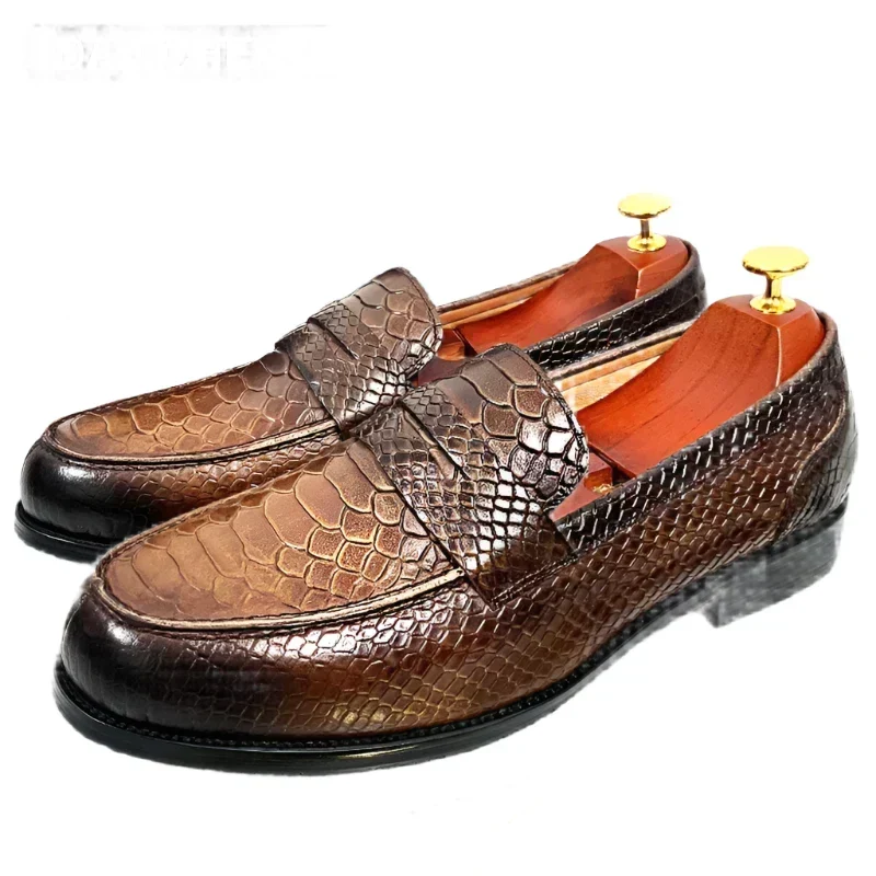 Nord Taschen | Luxus Schwarze Lederloafers mit Schlangenprint
