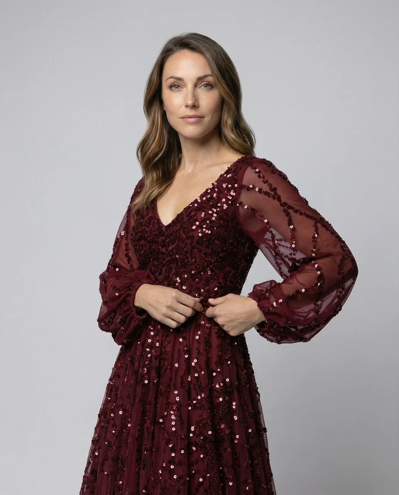 Damen glamouröse Gala-Robe mit opulentem Tüllrock
