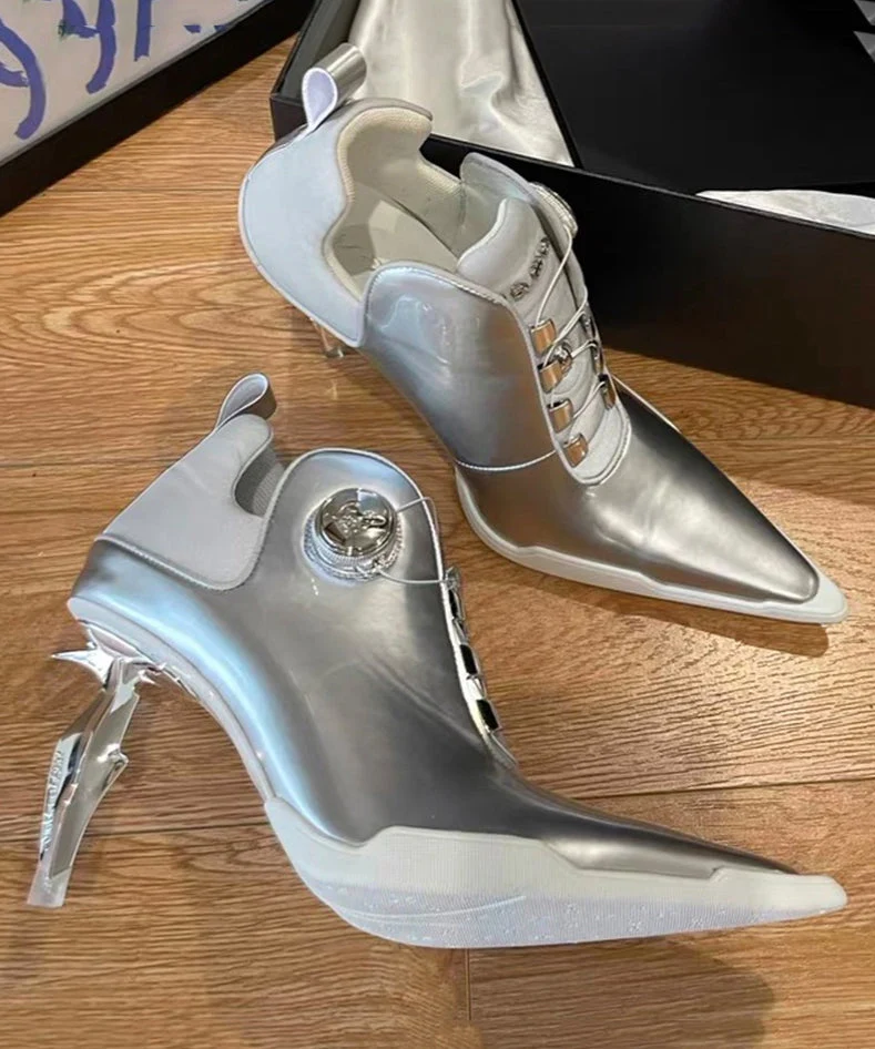 Damen High Heel Stiefel Mit Cut-Out und Spitzem Zeh Nord Taschen