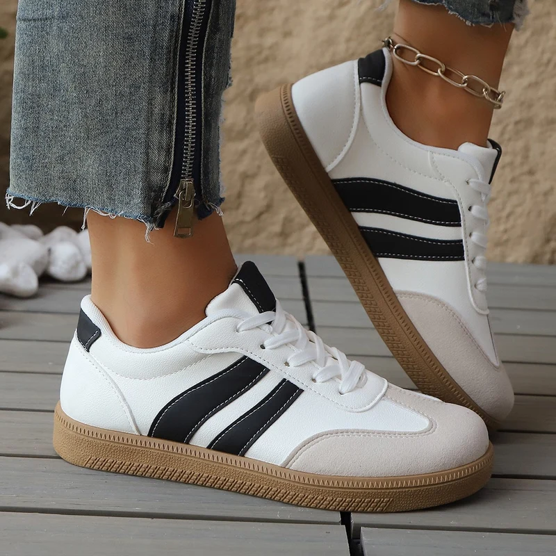 Damen Sneakers im sportlichen Retro-Stil mit hochwertigem Obermaterial Nord Taschen