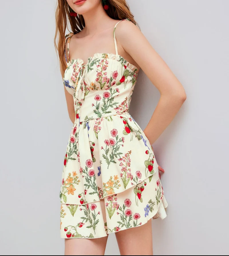 Damen Minikleid mit Blumenmuster und bordeauxfarbenem Unterrock Nord Taschen