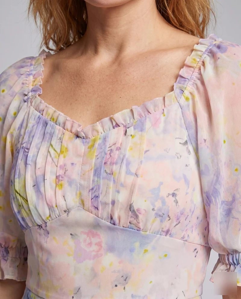Damen Langarm Maxikleid mit voluminösen Puffärmeln und zartem floralen Muster