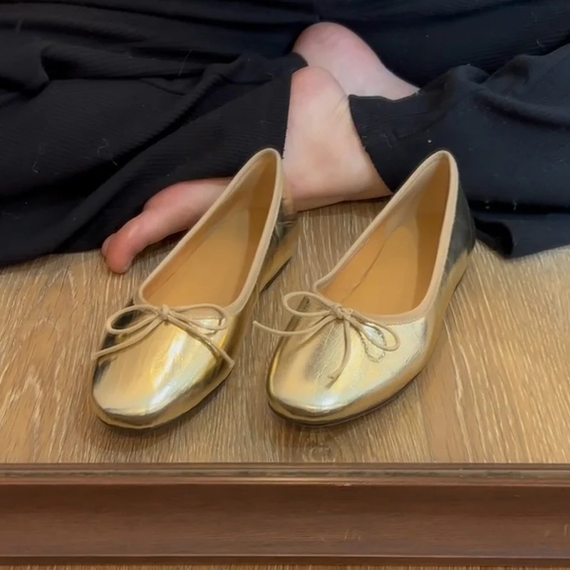 Damen elegante Ballerinas aus hochwertigem Kunstleder mit dekorativem Schleifenakzent