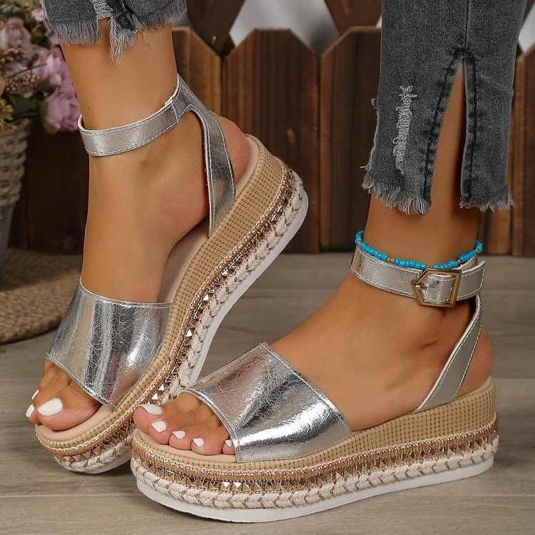 Damen Riemensandalen mit modischer Schmuckverzierung und Plateau-Rand
