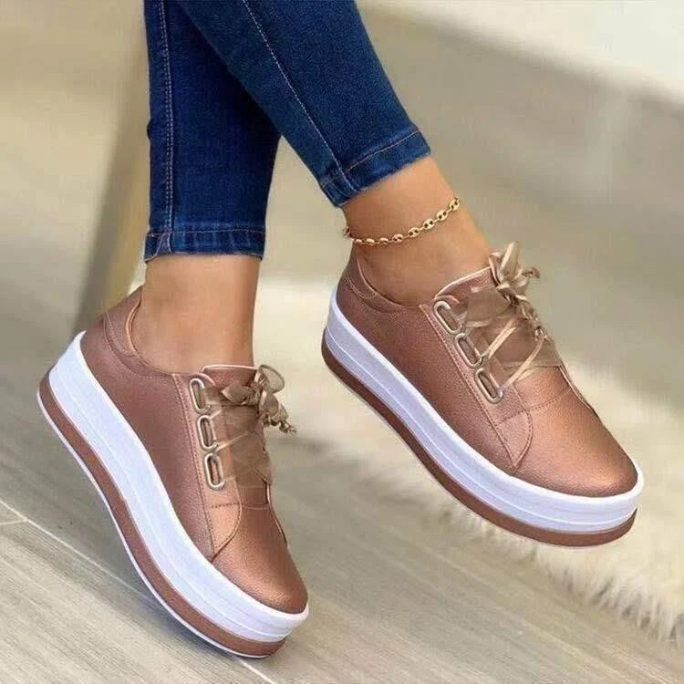 Damen Plateau-Sneaker aus luxuriösem, schimmerndem Material mit bequemer Schnürung