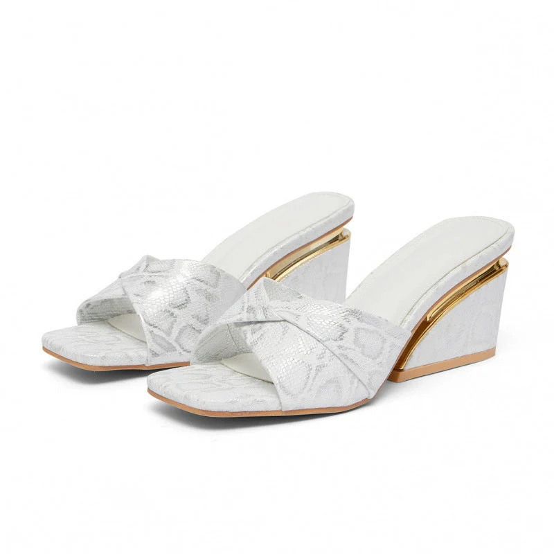 Damen Elegante Mules mit auffälligem Schlange-Design und stabilen Blockabsätzen Nord Taschen