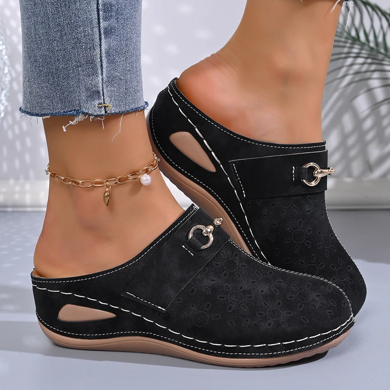 Damen Komfortable Clogs mit eleganter Verzierung